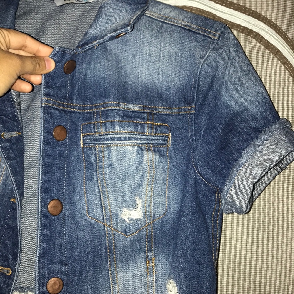 Jean jacket - Picture 5 of 6